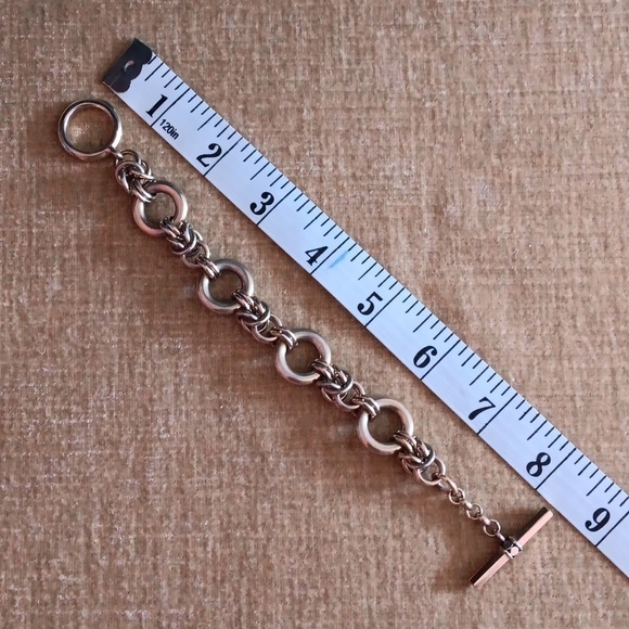 Ellen Tracy Gold Tone Chunky Bracelet - Picture 3 of 7